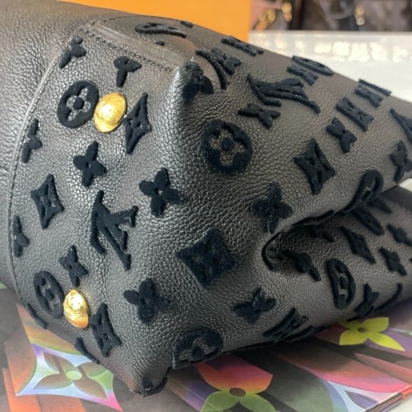 LOUIS VUITTON LV Monogram Tuffetage Veau Cachemire Leather Black Cachemire Tote - Picture 8 of 16